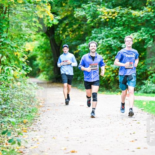 12.10.2025 - Bramfelder Halbmarathon 2025 Dr. Thomas Lammeyer http://msf.ph/oto/9351567 12.10.2025 10:39:31 Laufen 293, 2699, 28 meine-sportfotos.de