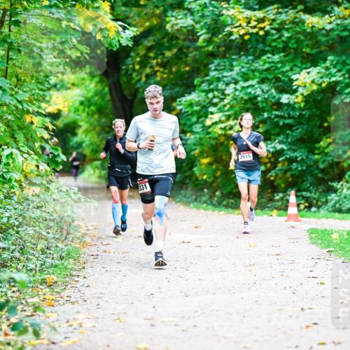12.10.2025 - Bramfelder Halbmarathon 2025 Dr. Thomas Lammeyer http://msf.ph/oto/9351863 12.10.2025 10:40:56 Laufen 1831, 2915 meine-sportfotos.de