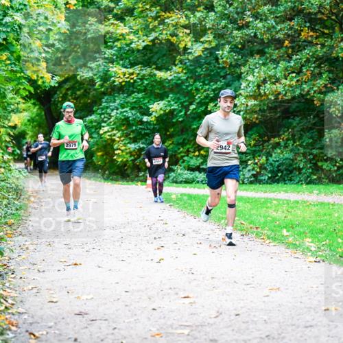 12.10.2025 - Bramfelder Halbmarathon 2025 Dr. Thomas Lammeyer http://msf.ph/oto/9351974 12.10.2025 10:41:28 Laufen 2979, 2461, 2942 meine-sportfotos.de