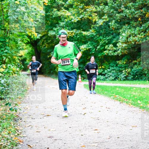 12.10.2025 - Bramfelder Halbmarathon 2025 Dr. Thomas Lammeyer http://msf.ph/oto/9351984 12.10.2025 10:41:30 Laufen 2979, 2461 meine-sportfotos.de