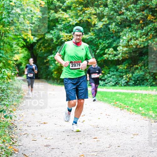 12.10.2025 - Bramfelder Halbmarathon 2025 Dr. Thomas Lammeyer http://msf.ph/oto/9351987 12.10.2025 10:41:31 Laufen 2461 meine-sportfotos.de