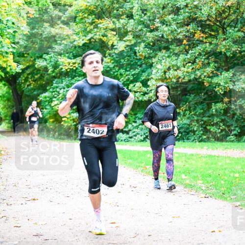 12.10.2025 - Bramfelder Halbmarathon 2025 Dr. Thomas Lammeyer http://msf.ph/oto/9352003 12.10.2025 10:41:34 Laufen 2461, 2402 meine-sportfotos.de