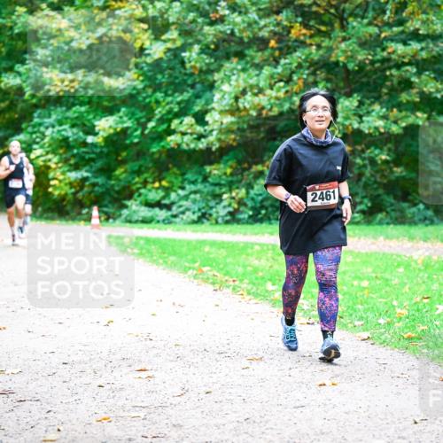 12.10.2025 - Bramfelder Halbmarathon 2025 Dr. Thomas Lammeyer http://msf.ph/oto/9352005 12.10.2025 10:41:35 Laufen 2461 meine-sportfotos.de