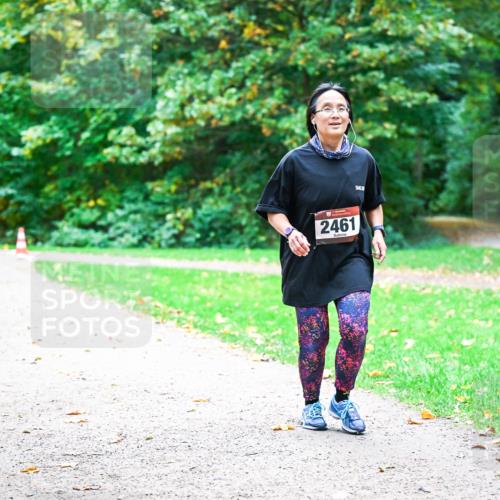 12.10.2025 - Bramfelder Halbmarathon 2025 Dr. Thomas Lammeyer http://msf.ph/oto/9352009 12.10.2025 10:41:36 Laufen 2461 meine-sportfotos.de