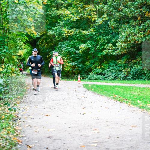 12.10.2025 - Bramfelder Halbmarathon 2025 Dr. Thomas Lammeyer http://msf.ph/oto/9352099 12.10.2025 10:42:13 Laufen 2903, 2010 meine-sportfotos.de