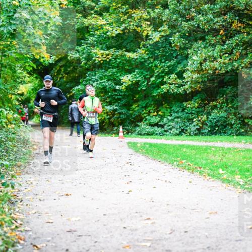 12.10.2025 - Bramfelder Halbmarathon 2025 Dr. Thomas Lammeyer http://msf.ph/oto/9352103 12.10.2025 10:42:14 Laufen 2010 meine-sportfotos.de