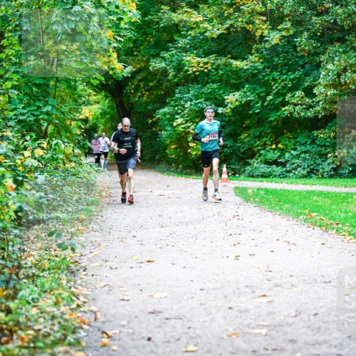 12.10.2025 - Bramfelder Halbmarathon 2025 Dr. Thomas Lammeyer http://msf.ph/oto/9352293 12.10.2025 10:43:05 Laufen 2164 meine-sportfotos.de