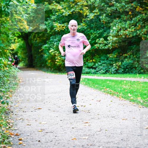 12.10.2025 - Bramfelder Halbmarathon 2025 Dr. Thomas Lammeyer http://msf.ph/oto/9352355 12.10.2025 10:43:17 Laufen 2762 meine-sportfotos.de