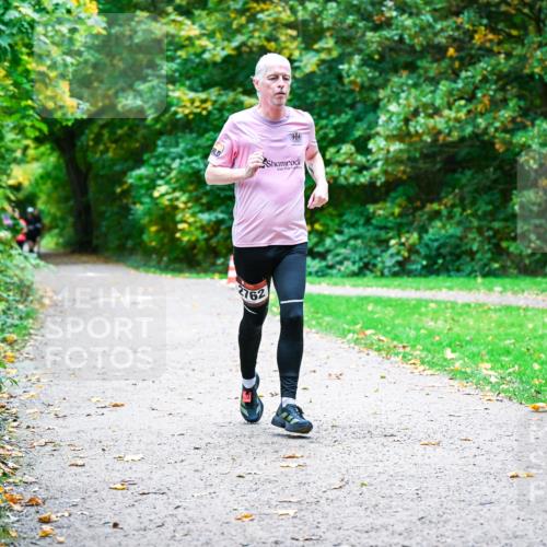 12.10.2025 - Bramfelder Halbmarathon 2025 Dr. Thomas Lammeyer http://msf.ph/oto/9352357 12.10.2025 10:43:18 Laufen 62 meine-sportfotos.de