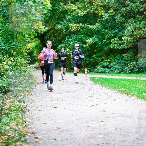 12.10.2025 - Bramfelder Halbmarathon 2025 Dr. Thomas Lammeyer http://msf.ph/oto/9352369 12.10.2025 10:43:26 Laufen 2197, 2766, 2459 meine-sportfotos.de