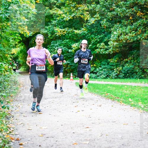 12.10.2025 - Bramfelder Halbmarathon 2025 Dr. Thomas Lammeyer http://msf.ph/oto/9352379 12.10.2025 10:43:28 Laufen 2459, 2197, 2766 meine-sportfotos.de