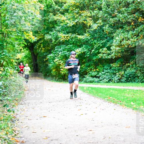 12.10.2025 - Bramfelder Halbmarathon 2025 Dr. Thomas Lammeyer http://msf.ph/oto/9352401 12.10.2025 10:43:33 Laufen  meine-sportfotos.de