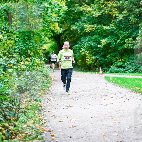 12.10.2025 - Bramfelder Halbmarathon 2025 Dr. Thomas Lammeyer http://msf.ph/oto/9352429 12.10.2025 10:43:39 Laufen 2643 meine-sportfotos.de