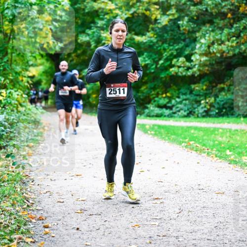 12.10.2025 - Bramfelder Halbmarathon 2025 Dr. Thomas Lammeyer http://msf.ph/oto/9352558 12.10.2025 10:44:05 Laufen 2511 meine-sportfotos.de