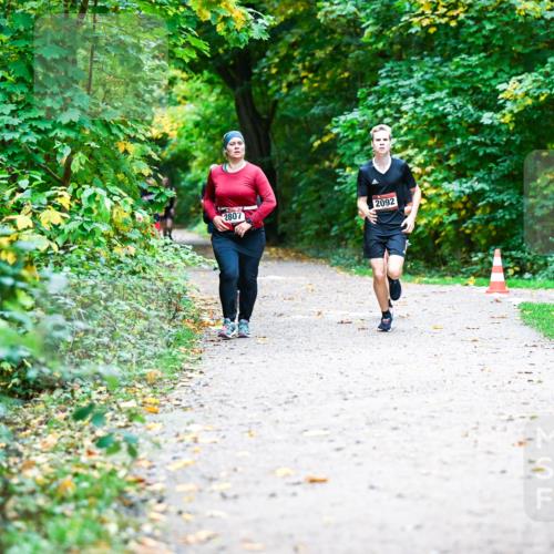 12.10.2025 - Bramfelder Halbmarathon 2025 Dr. Thomas Lammeyer http://msf.ph/oto/9352778 12.10.2025 10:44:50 Laufen 2807, 2092 meine-sportfotos.de