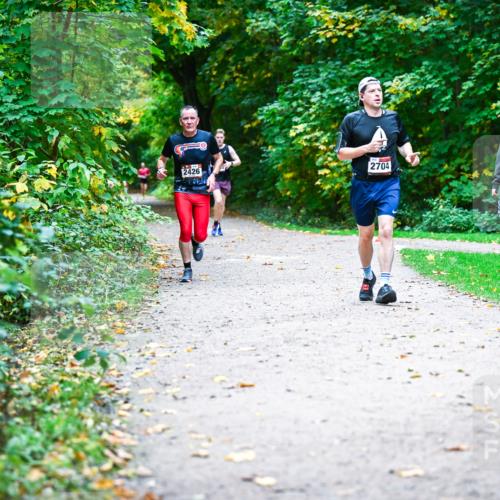 12.10.2025 - Bramfelder Halbmarathon 2025 Dr. Thomas Lammeyer http://msf.ph/oto/9352828 12.10.2025 10:45:00 Laufen 2426, 2704 meine-sportfotos.de