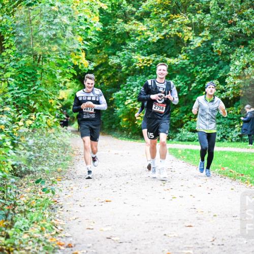 12.10.2025 - Bramfelder Halbmarathon 2025 Dr. Thomas Lammeyer http://msf.ph/oto/9353065 12.10.2025 10:45:46 Laufen 2872, 2758 meine-sportfotos.de