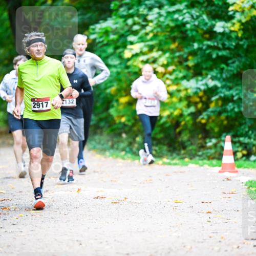 12.10.2025 - Bramfelder Halbmarathon 2025 Dr. Thomas Lammeyer http://msf.ph/oto/9353251 12.10.2025 10:46:21 Laufen 2917, 132 meine-sportfotos.de