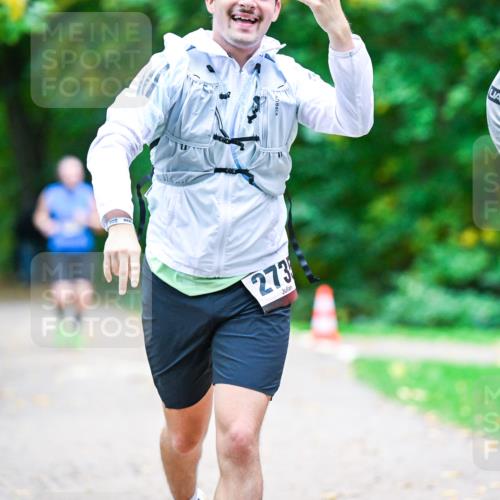 12.10.2025 - Bramfelder Halbmarathon 2025 Dr. Thomas Lammeyer http://msf.ph/oto/9353290 12.10.2025 10:46:29 Laufen 273, 2 meine-sportfotos.de
