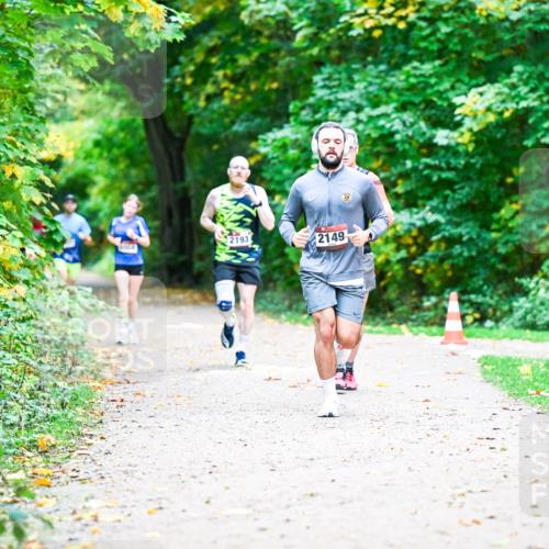 12.10.2025 - Bramfelder Halbmarathon 2025 Dr. Thomas Lammeyer http://msf.ph/oto/9353319 12.10.2025 10:46:36 Laufen 2193, 2149 meine-sportfotos.de