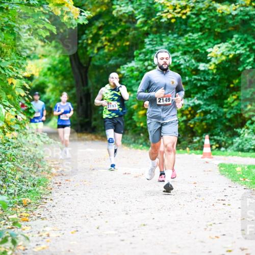 12.10.2025 - Bramfelder Halbmarathon 2025 Dr. Thomas Lammeyer http://msf.ph/oto/9353321 12.10.2025 10:46:36 Laufen 2193, 2149 meine-sportfotos.de