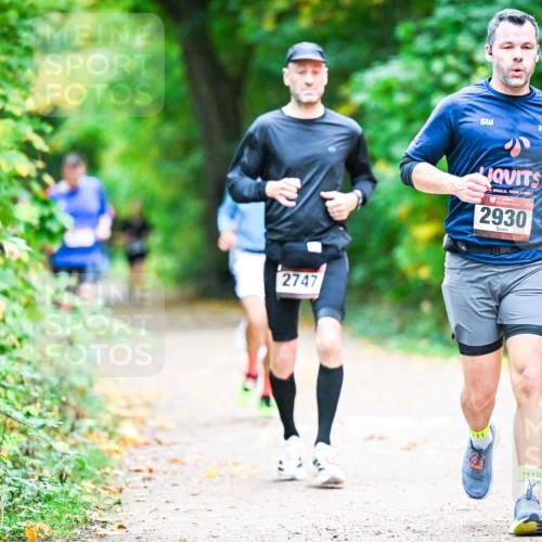 12.10.2025 - Bramfelder Halbmarathon 2025 Dr. Thomas Lammeyer http://msf.ph/oto/9353409 12.10.2025 10:46:54 Laufen 2747, 2930 meine-sportfotos.de