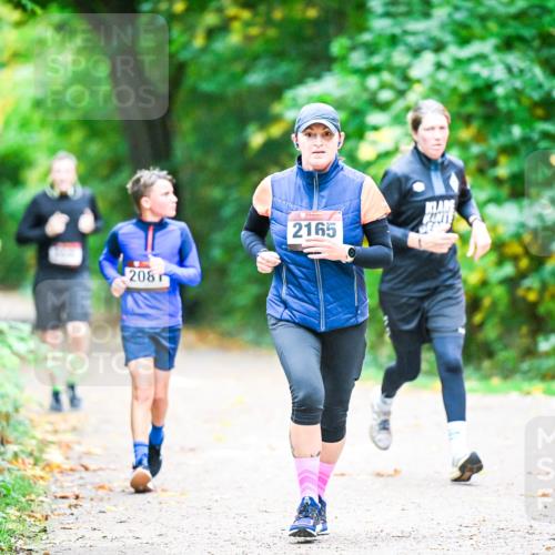 12.10.2025 - Bramfelder Halbmarathon 2025 Dr. Thomas Lammeyer http://msf.ph/oto/9353559 12.10.2025 10:47:19 Laufen 208, 2165 meine-sportfotos.de