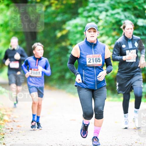 12.10.2025 - Bramfelder Halbmarathon 2025 Dr. Thomas Lammeyer http://msf.ph/oto/9353563 12.10.2025 10:47:19 Laufen 2081, 2165 meine-sportfotos.de