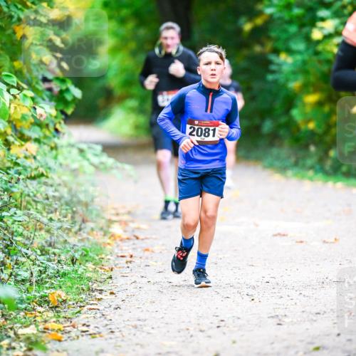 12.10.2025 - Bramfelder Halbmarathon 2025 Dr. Thomas Lammeyer http://msf.ph/oto/9353568 12.10.2025 10:47:20 Laufen 2081, 2165 meine-sportfotos.de