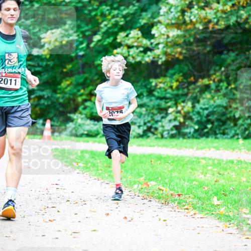12.10.2025 - Bramfelder Halbmarathon 2025 Dr. Thomas Lammeyer http://msf.ph/oto/9353642 12.10.2025 10:47:44 Laufen 2011, 2078 meine-sportfotos.de