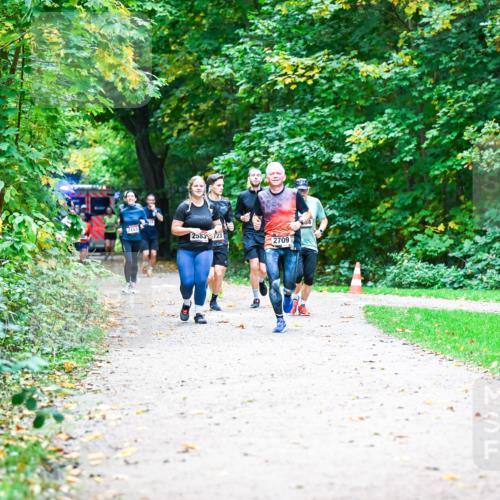 12.10.2025 - Bramfelder Halbmarathon 2025 Dr. Thomas Lammeyer http://msf.ph/oto/9353784 12.10.2025 10:48:12 Laufen 927, 2153, 64, 2583, 123, 2709 meine-sportfotos.de