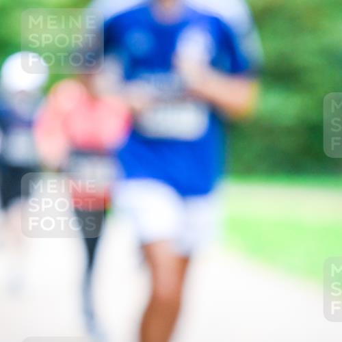 12.10.2025 - Bramfelder Halbmarathon 2025 Dr. Thomas Lammeyer http://msf.ph/oto/9353888 12.10.2025 10:48:31 Laufen  meine-sportfotos.de