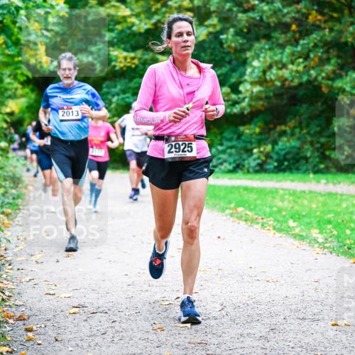 12.10.2025 - Bramfelder Halbmarathon 2025 Dr. Thomas Lammeyer http://msf.ph/oto/9353956 12.10.2025 10:48:44 Laufen 2013, 2925 meine-sportfotos.de
