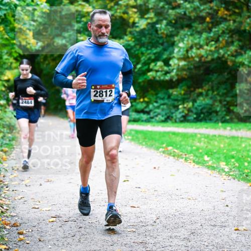 12.10.2025 - Bramfelder Halbmarathon 2025 Dr. Thomas Lammeyer http://msf.ph/oto/9354006 12.10.2025 10:48:53 Laufen 2484, 2812, 9 meine-sportfotos.de