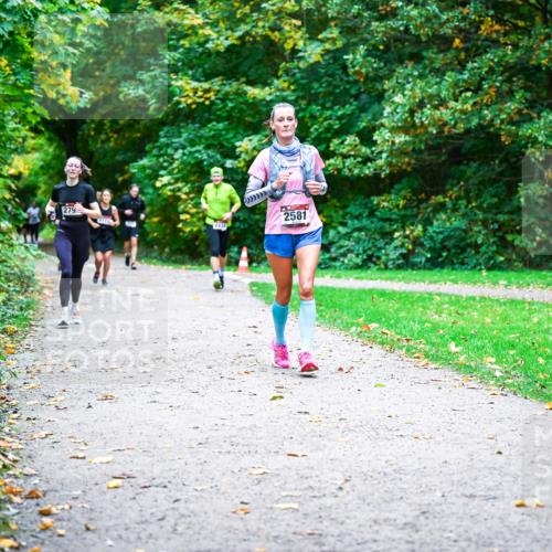 12.10.2025 - Bramfelder Halbmarathon 2025 Dr. Thomas Lammeyer http://msf.ph/oto/9354029 12.10.2025 10:48:57 Laufen  meine-sportfotos.de