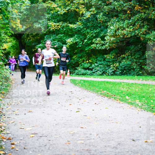 12.10.2025 - Bramfelder Halbmarathon 2025 Dr. Thomas Lammeyer http://msf.ph/oto/9354094 12.10.2025 10:49:10 Laufen 2119, 21, 2700, 2337 meine-sportfotos.de