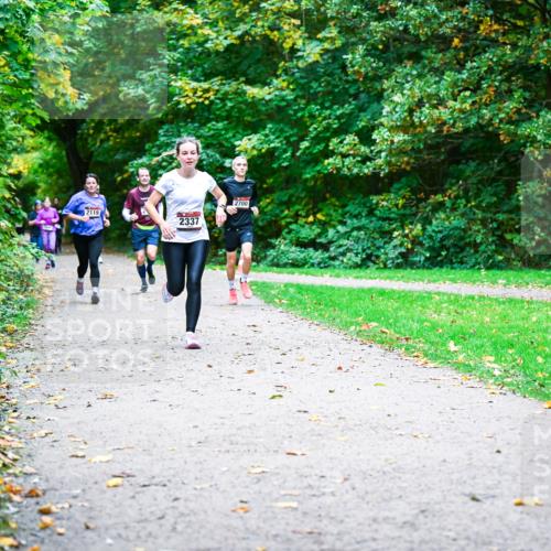 12.10.2025 - Bramfelder Halbmarathon 2025 Dr. Thomas Lammeyer http://msf.ph/oto/9354097 12.10.2025 10:49:10 Laufen 2119, 2337, 2700 meine-sportfotos.de