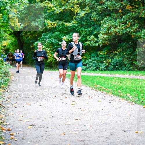 12.10.2025 - Bramfelder Halbmarathon 2025 Dr. Thomas Lammeyer http://msf.ph/oto/9354172 12.10.2025 10:49:28 Laufen 2050, 277, 2724 meine-sportfotos.de