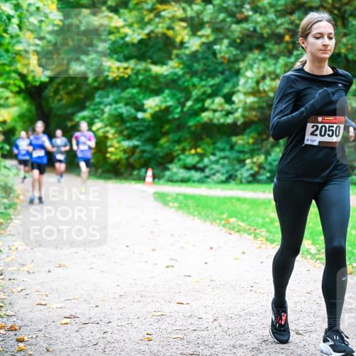 12.10.2025 - Bramfelder Halbmarathon 2025 Dr. Thomas Lammeyer http://msf.ph/oto/9354194 12.10.2025 10:49:31 Laufen 2050, 157 meine-sportfotos.de