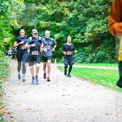 12.10.2025 - Bramfelder Halbmarathon 2025 Dr. Thomas Lammeyer http://msf.ph/oto/9354268 12.10.2025 10:49:44 Laufen 2535, 2469, 2436, 2826 meine-sportfotos.de