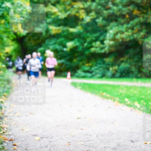 12.10.2025 - Bramfelder Halbmarathon 2025 Dr. Thomas Lammeyer http://msf.ph/oto/9354323 12.10.2025 10:49:53 Laufen  meine-sportfotos.de