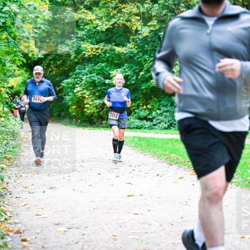 12.10.2025 - Bramfelder Halbmarathon 2025 Dr. Thomas Lammeyer http://msf.ph/oto/9354385 12.10.2025 10:50:05 Laufen 201, 2472 meine-sportfotos.de
