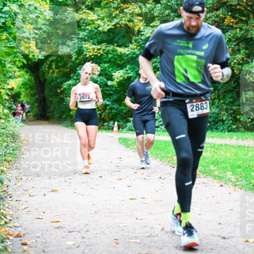 12.10.2025 - Bramfelder Halbmarathon 2025 Dr. Thomas Lammeyer http://msf.ph/oto/9354620 12.10.2025 10:50:52 Laufen 2972, 2883 meine-sportfotos.de