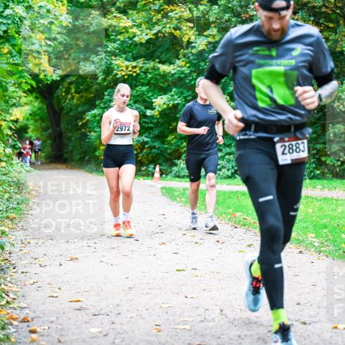 12.10.2025 - Bramfelder Halbmarathon 2025 Dr. Thomas Lammeyer http://msf.ph/oto/9354621 12.10.2025 10:50:52 Laufen 2972, 2883 meine-sportfotos.de