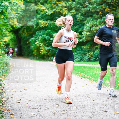 12.10.2025 - Bramfelder Halbmarathon 2025 Dr. Thomas Lammeyer http://msf.ph/oto/9354631 12.10.2025 10:50:54 Laufen 00, 2972 meine-sportfotos.de