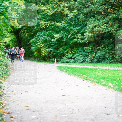 12.10.2025 - Bramfelder Halbmarathon 2025 Dr. Thomas Lammeyer http://msf.ph/oto/9354652 12.10.2025 10:50:59 Laufen  meine-sportfotos.de