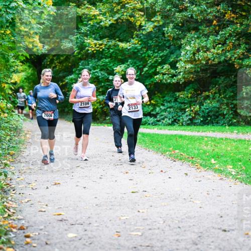 12.10.2025 - Bramfelder Halbmarathon 2025 Dr. Thomas Lammeyer http://msf.ph/oto/9354793 12.10.2025 10:51:26 Laufen 21, 2109, 2133, 2006 meine-sportfotos.de
