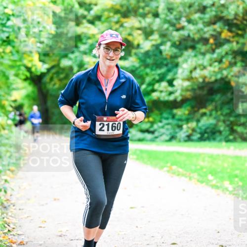 12.10.2025 - Bramfelder Halbmarathon 2025 Dr. Thomas Lammeyer http://msf.ph/oto/9354918 12.10.2025 10:51:55 Laufen 2160 meine-sportfotos.de