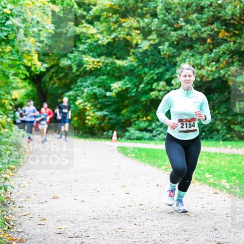 12.10.2025 - Bramfelder Halbmarathon 2025 Dr. Thomas Lammeyer http://msf.ph/oto/9354988 12.10.2025 10:52:15 Laufen 2154 meine-sportfotos.de