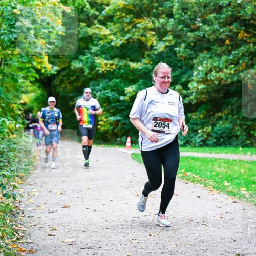12.10.2025 - Bramfelder Halbmarathon 2025 Dr. Thomas Lammeyer http://msf.ph/oto/9355080 12.10.2025 10:52:37 Laufen 2054, 173 meine-sportfotos.de